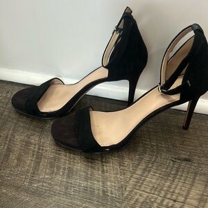 Essex lane black strappy suede sandal heels women’s shoes pumps size 8.5